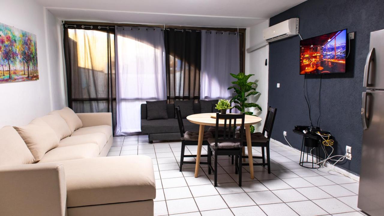 Grey House Apartment Eilat Ngoại thất bức ảnh